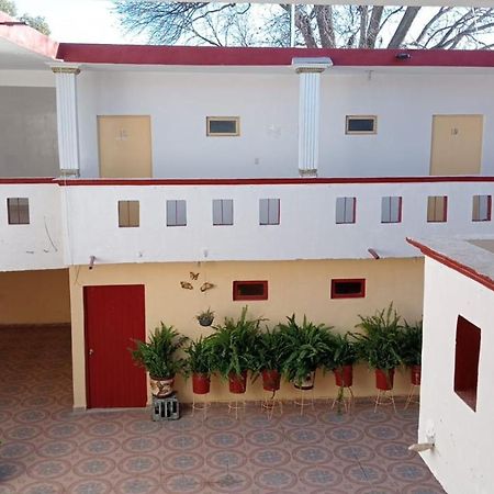 Hotel Rocio Cedral Екстер'єр фото
